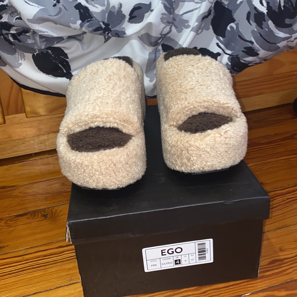 Wedges - Picture 3 of 6